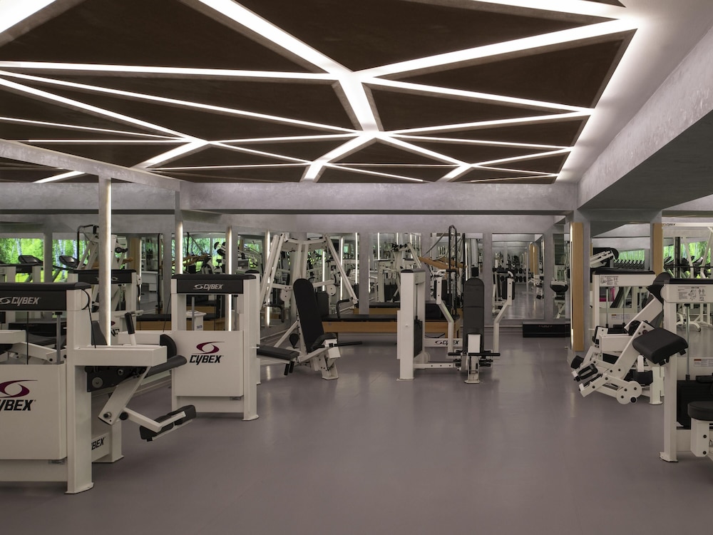 Mövenpick Hotel Istanbul Bosphorus — Sports & recreation in Istanbul, Istanbul