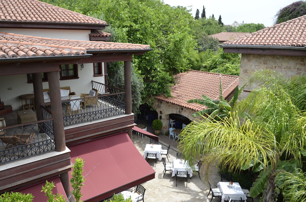 Tuvana Hotel - Special Class — Hotel building in Antalya
