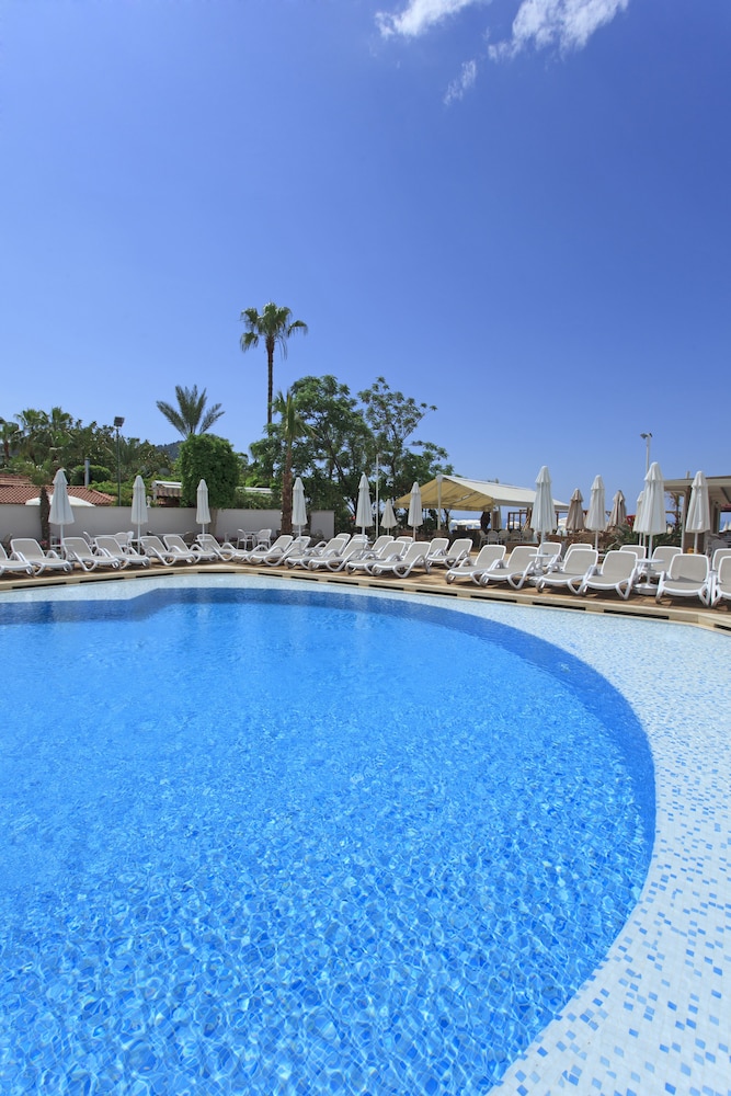 Xperia Saray Beach Hotel  - All Inclusive — Swimming pool in Alanya