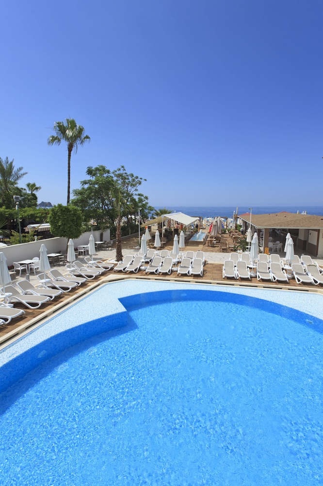 Xperia Saray Beach Hotel  - All Inclusive — Swimming pool in Alanya