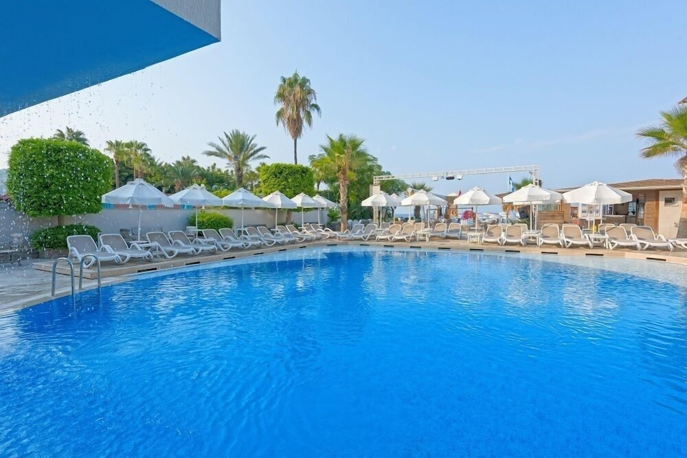 Xperia Saray Beach Hotel  - All Inclusive — Swimming pool in Alanya