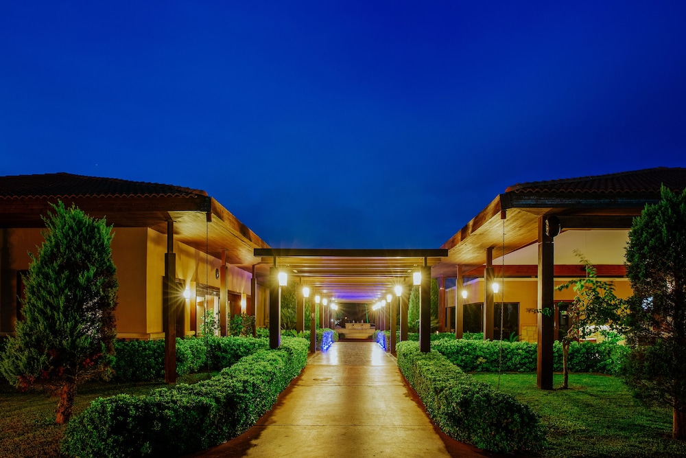 IC Hotels Green Palace & Villas - All inclusive — Hotel building in Antalya
