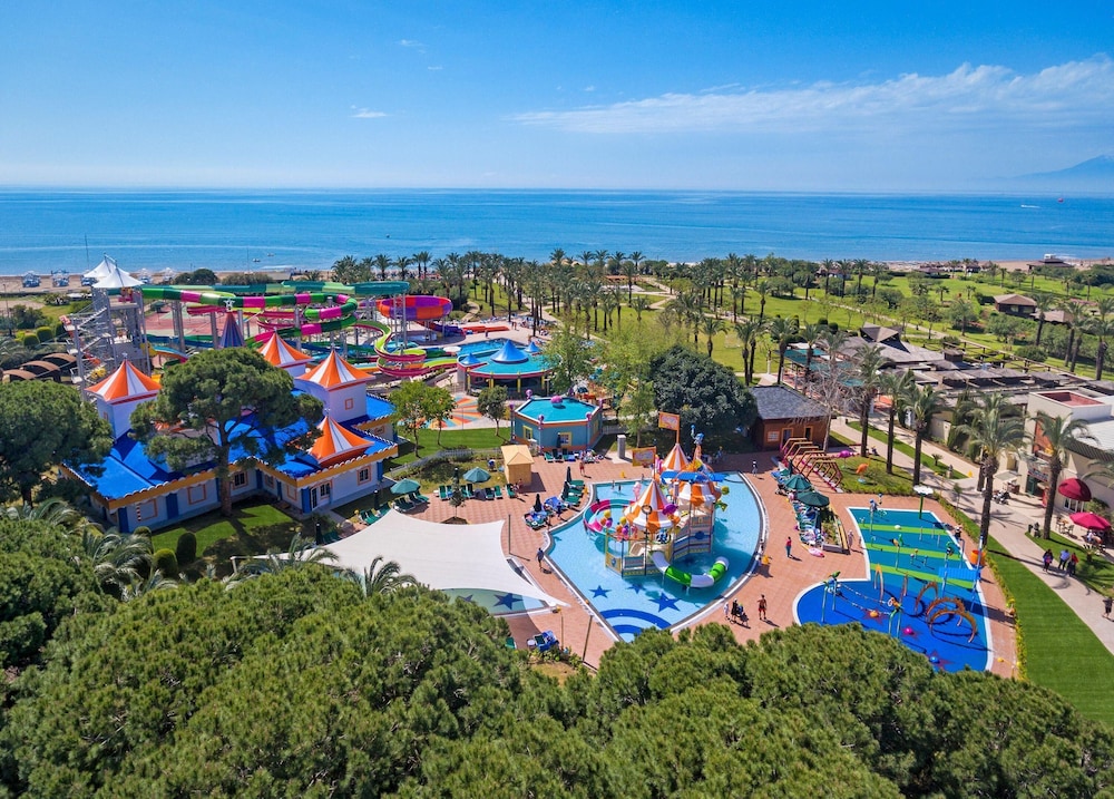 IC Hotels Green Palace & Villas - All inclusive — Attractions for children in Antalya