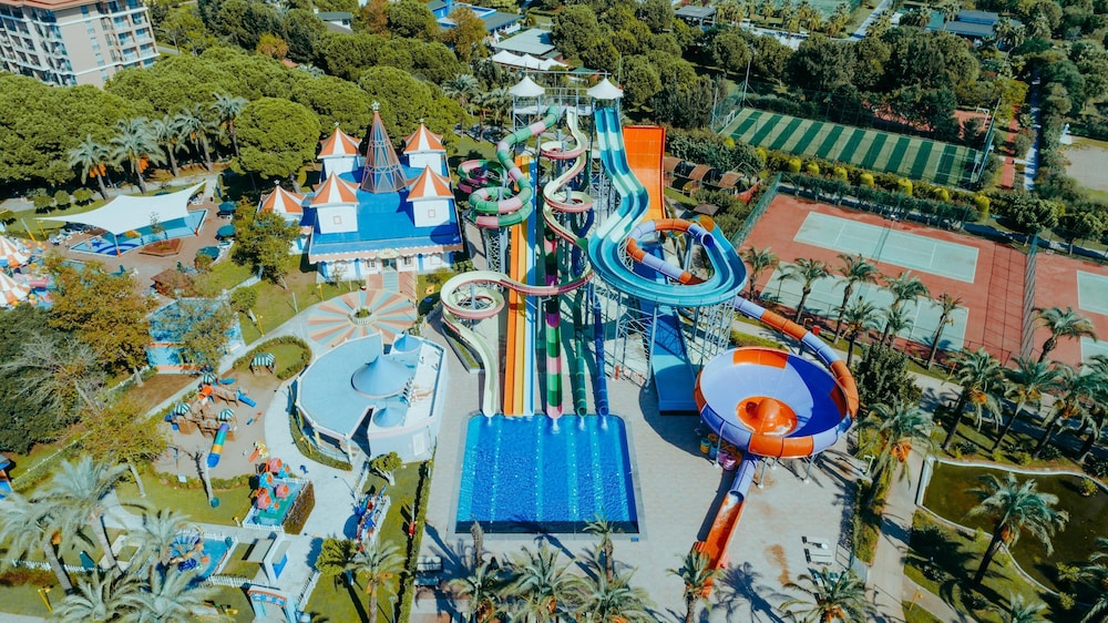 IC Hotels Green Palace & Villas - All inclusive — Attractions for children in Antalya