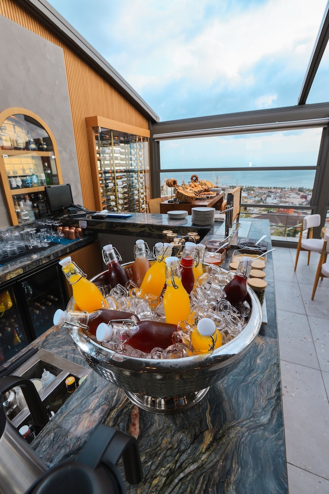Innova Sultanahmet Istanbul — Restaurant & bars in Istanbul, Istanbul