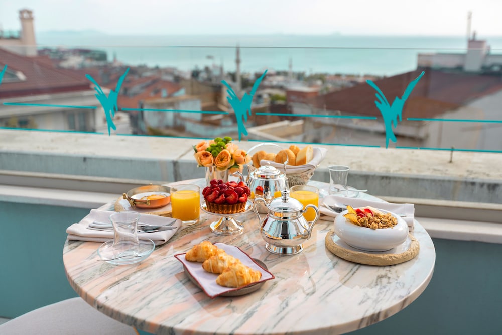 Innova Sultanahmet Istanbul — Restaurant & bars in Istanbul, Istanbul