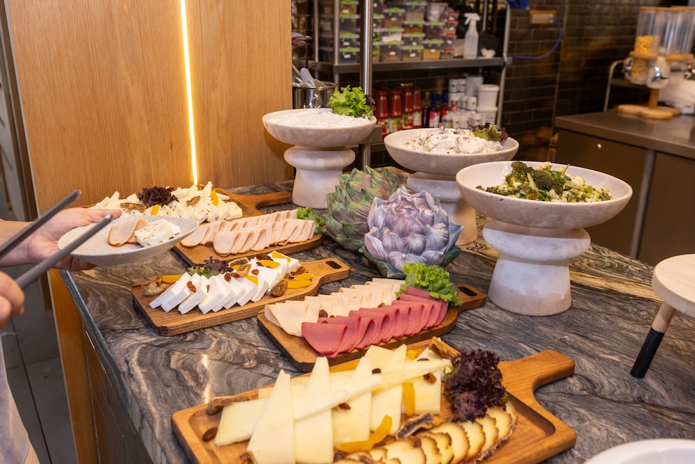 Innova Sultanahmet Istanbul — Restaurant & bars in Istanbul, Istanbul