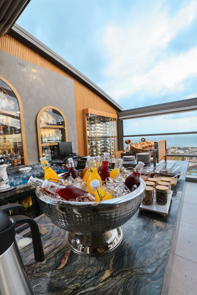 Innova Sultanahmet Istanbul — Restaurant & bars in Istanbul, Istanbul