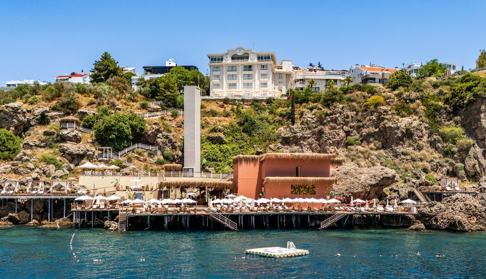 Massimo Hotel - Adults Only 'Ex La Boutique Hotels — Hotel building in Antalya