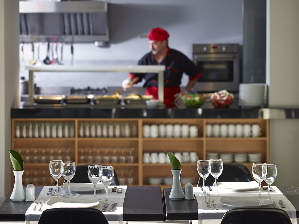 Oktober Downtown Boutique Hotel — Restaurant & bars in Rhodes Town, South Aegean