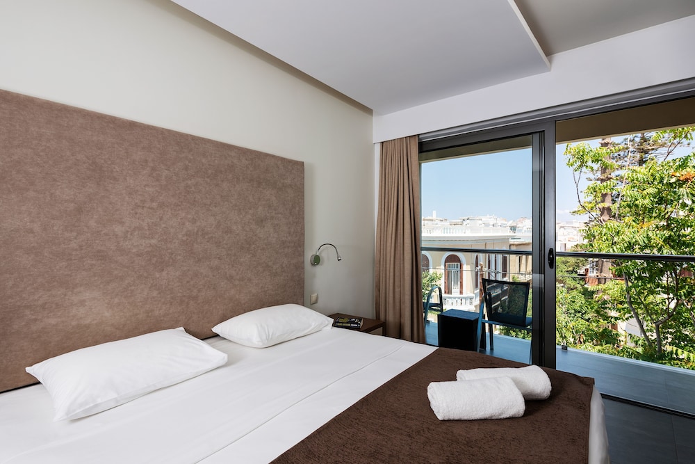 Oktober Downtown Boutique Hotel — Hotel rooms in Rhodes Town, South Aegean