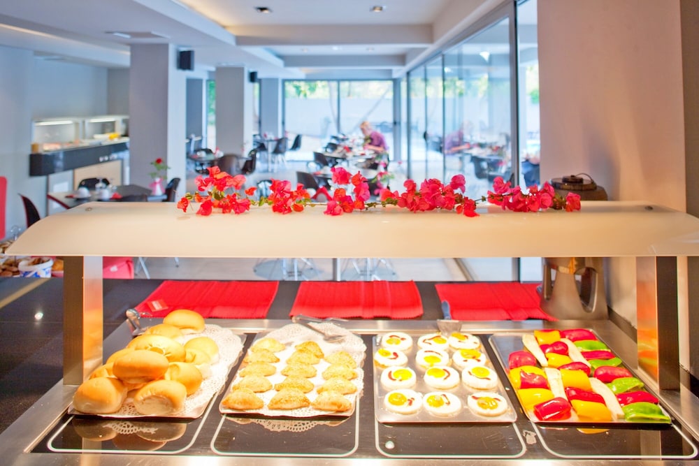 Oktober Downtown Boutique Hotel — Restaurant & bars in Rhodes Town, South Aegean