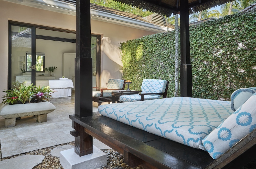 The Ocean Club, A Four Seasons Resort, Bahamas — Hotel rooms in Paradise Island, New Providence