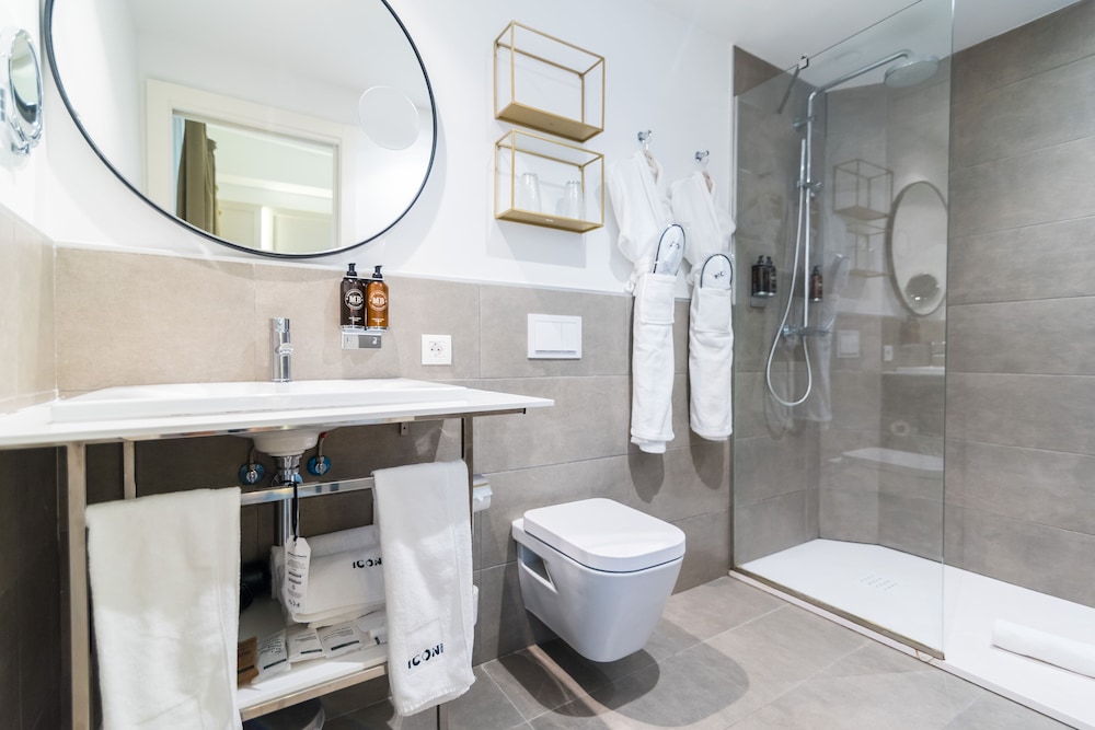 Rosetó by Petit Palace formerly known as Icon Roseto — Hotel rooms in Palma de Mallorca, Balearic Islands