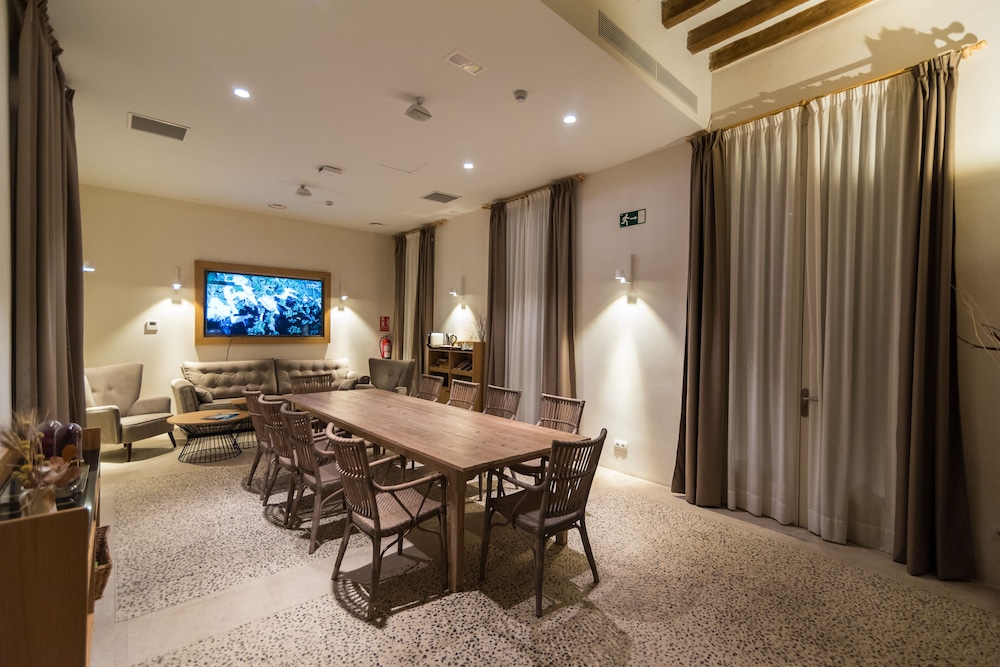 Rosetó by Petit Palace formerly known as Icon Roseto — Hotel rooms in Palma de Mallorca, Balearic Islands