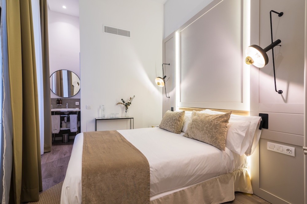 Rosetó by Petit Palace formerly known as Icon Roseto — Hotel rooms in Palma de Mallorca, Balearic Islands