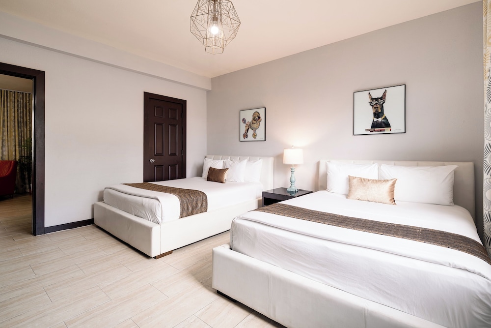 Tradewinds Apartment Hotel — Hotel rooms in Miami, Florida