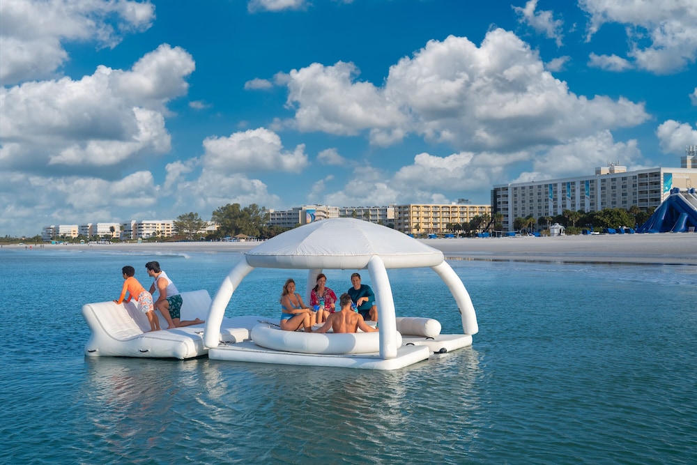 Island Grand at TradeWinds — Beach in Treasure Island, Florida
