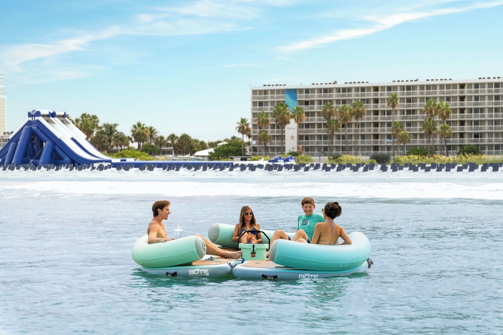 Island Grand at TradeWinds — Beach in Treasure Island, Florida