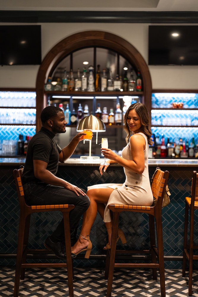 Island Grand at TradeWinds — Restaurant & bars in Treasure Island, Florida