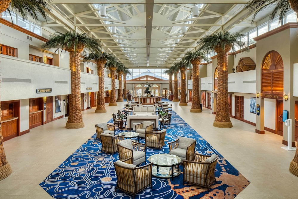 Island Grand at TradeWinds — Hotel building in Treasure Island, Florida