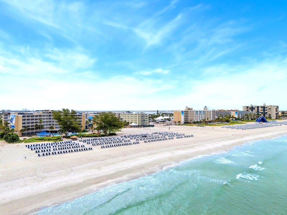 Island Grand at TradeWinds — Beach in Treasure Island, Florida