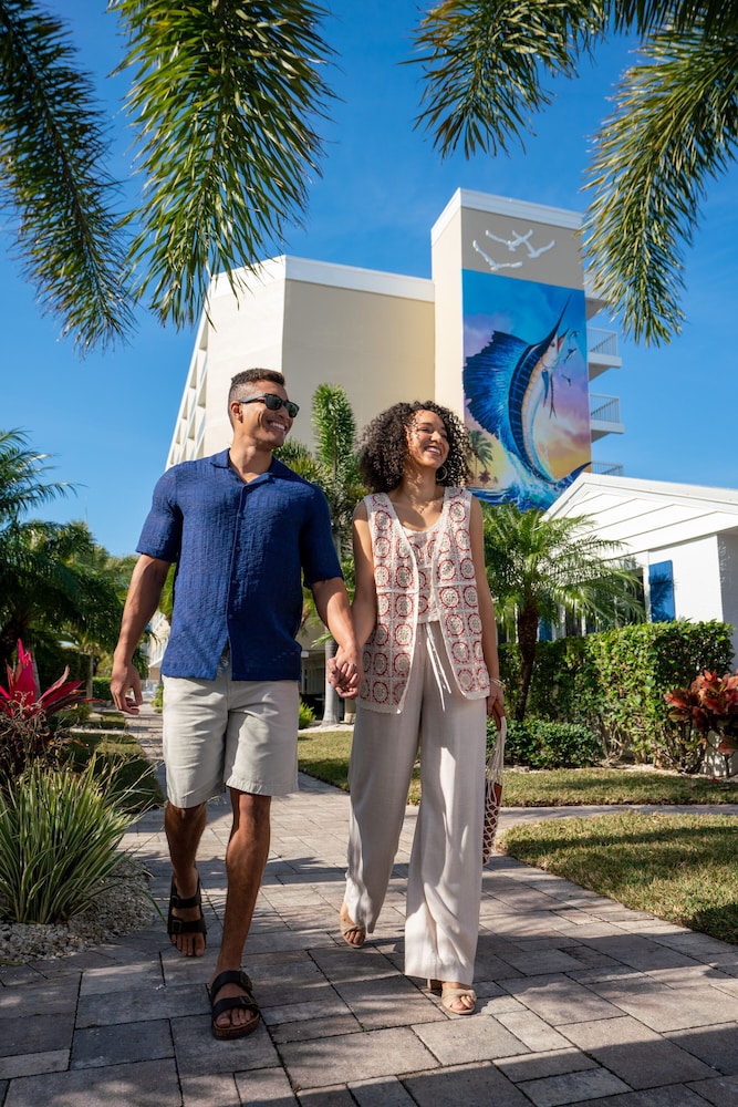 RumFish Beach at TradeWinds — Hotel building in Treasure Island, Florida
