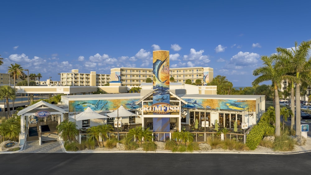 RumFish Beach at TradeWinds — Restaurant & bars in Treasure Island, Florida