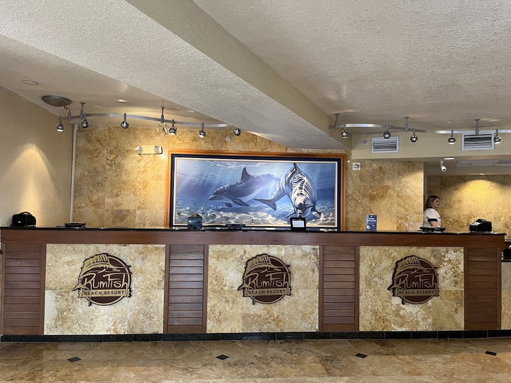 RumFish Beach at TradeWinds — Hotel building in Treasure Island, Florida