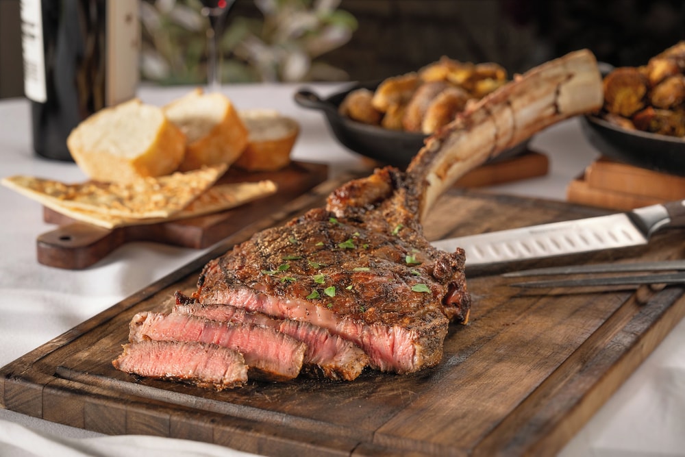 Tuscany Suites & Casino — Restaurant & bars in Las Vegas, Nevada