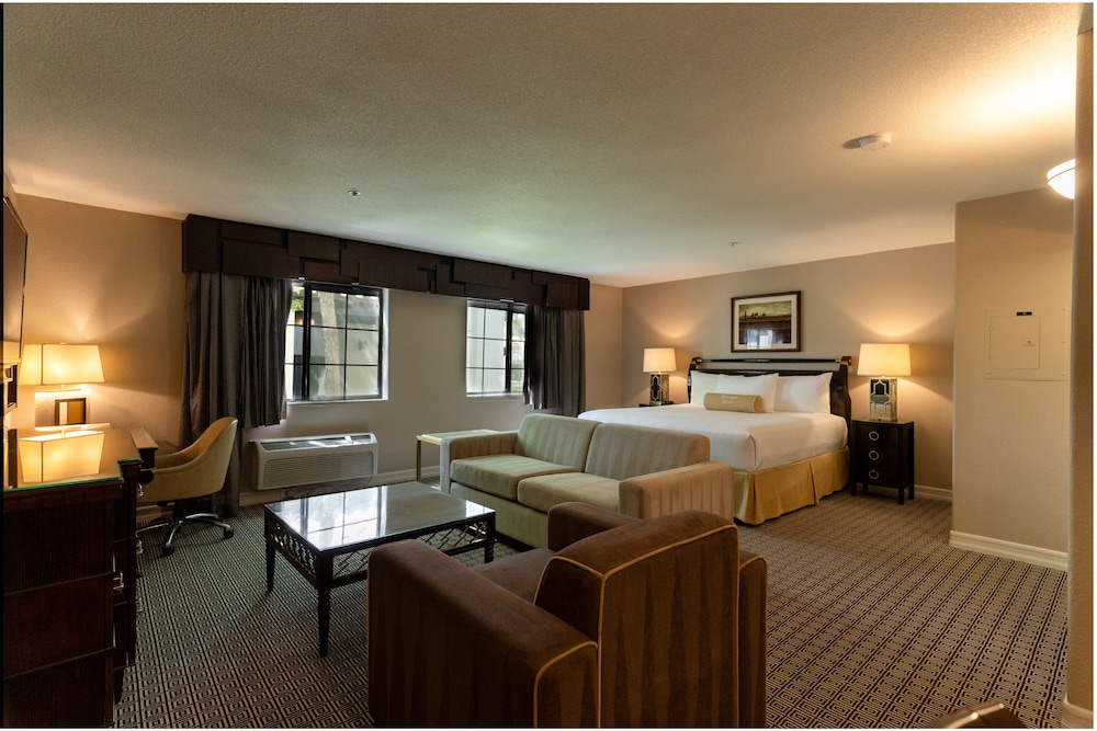 Tuscany Suites & Casino — Hotel rooms in Las Vegas, Nevada