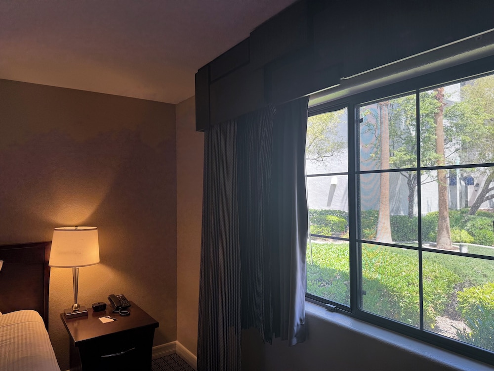 Tuscany Suites & Casino — Hotel rooms in Las Vegas, Nevada
