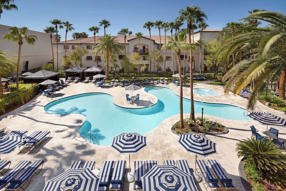 Tuscany Suites & Casino — Swimming pool in Las Vegas, Nevada