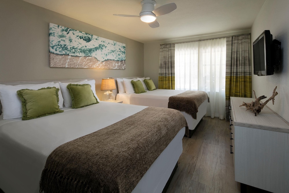 La Siesta Resort & Villas — Hotel rooms in Islamorada, Florida