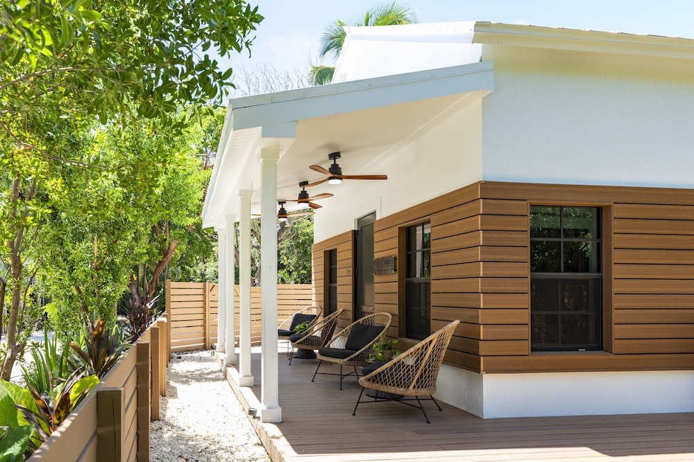 La Siesta Resort & Villas — Hotel building in Islamorada, Florida