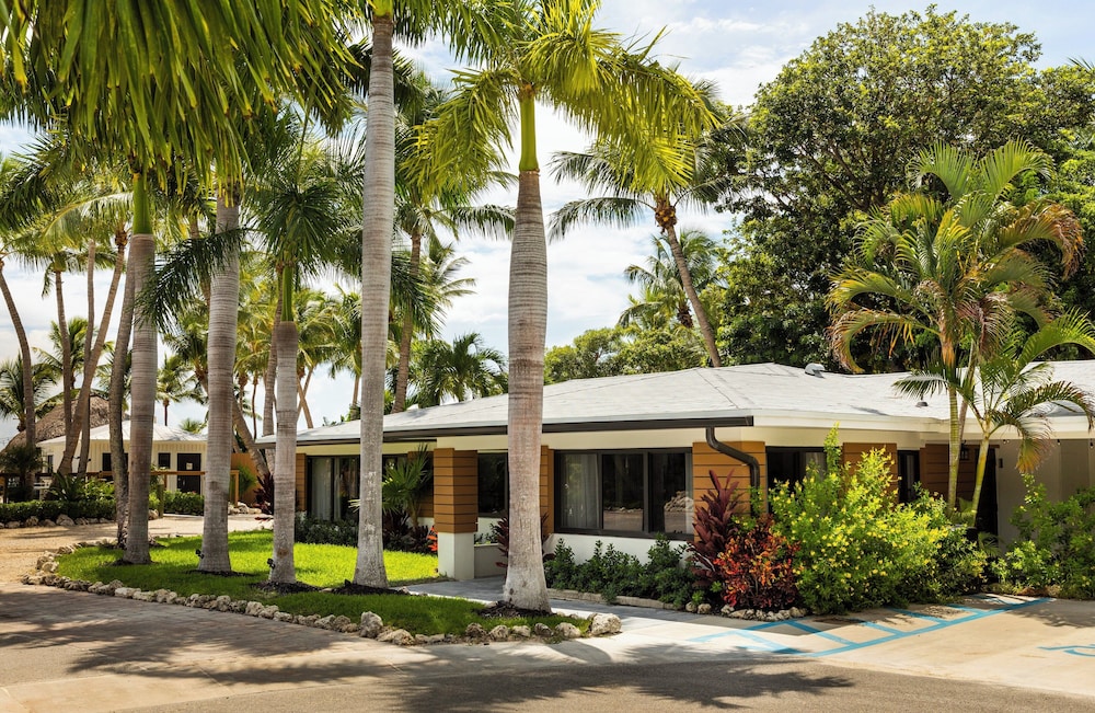 La Siesta Resort & Villas — Hotel building in Islamorada, Florida