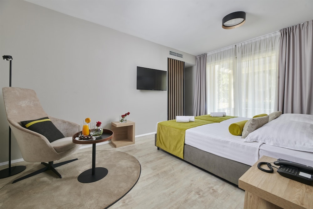 Residence Garden Istra Plava Laguna — Hotel rooms in Umag, Istria