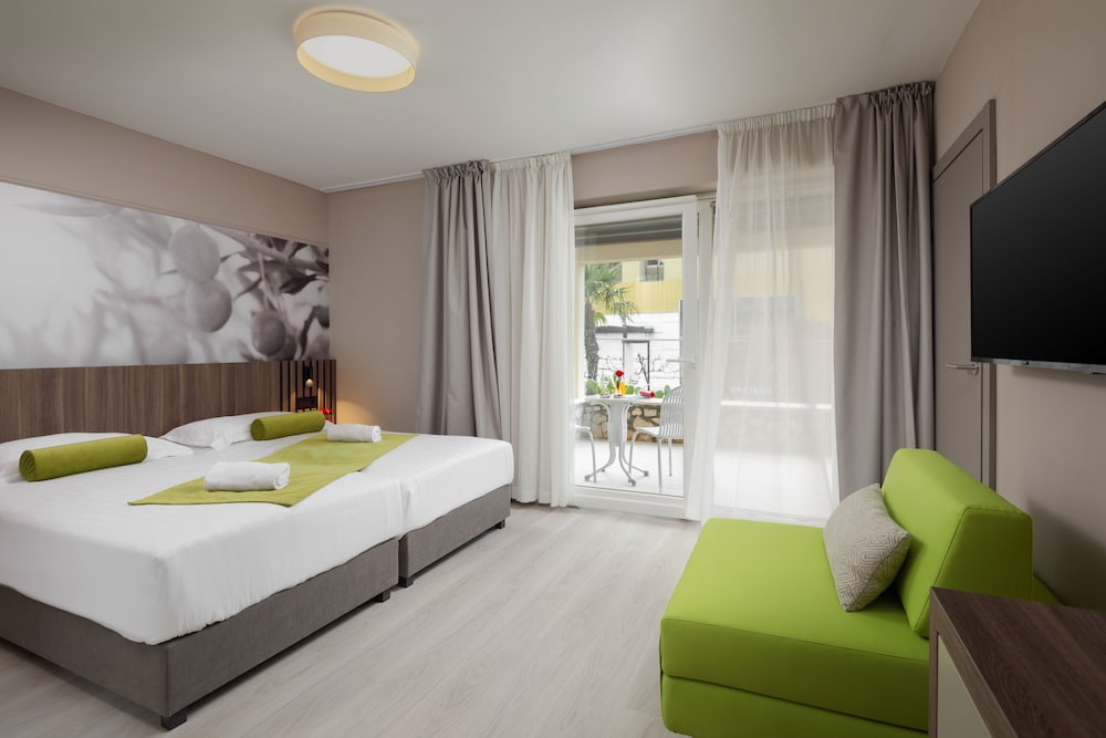 Residence Garden Istra Plava Laguna — Hotel rooms in Umag, Istria