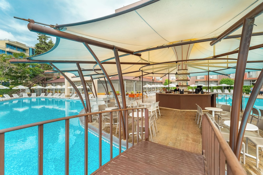 MPM Hotel Astoria — Restaurant & bars in Sunny Beach, Burgas Region