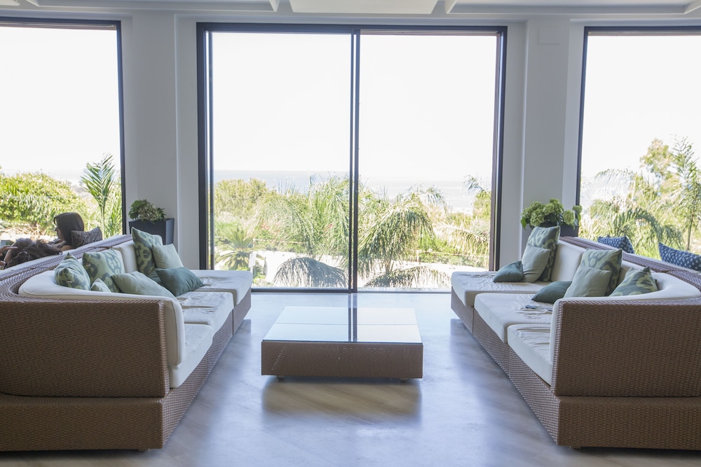 Costa Verde — Hotel rooms in Cefalù, Sicily