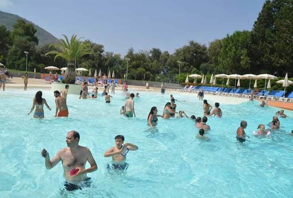 Costa Verde — Swimming pool in Cefalù, Sicily