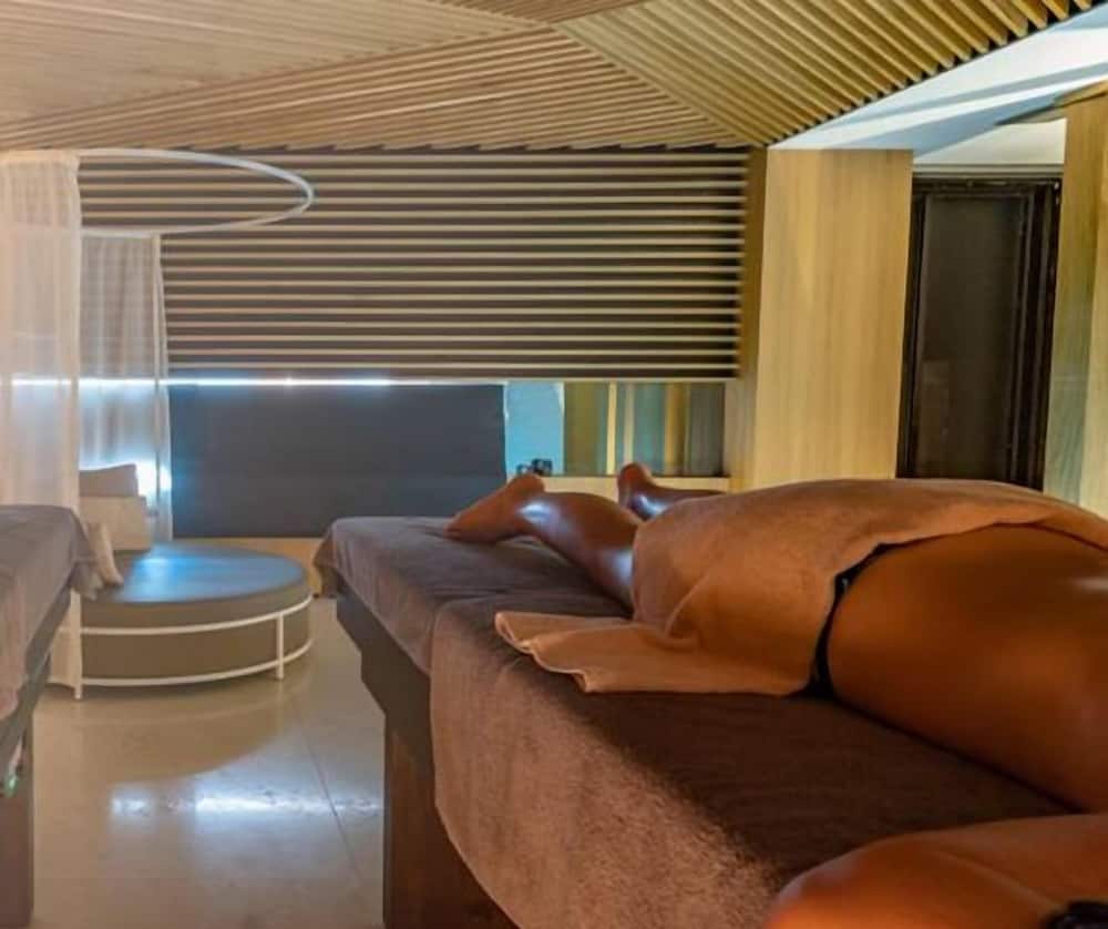 Costa Verde — Spa in Cefalù, Sicily