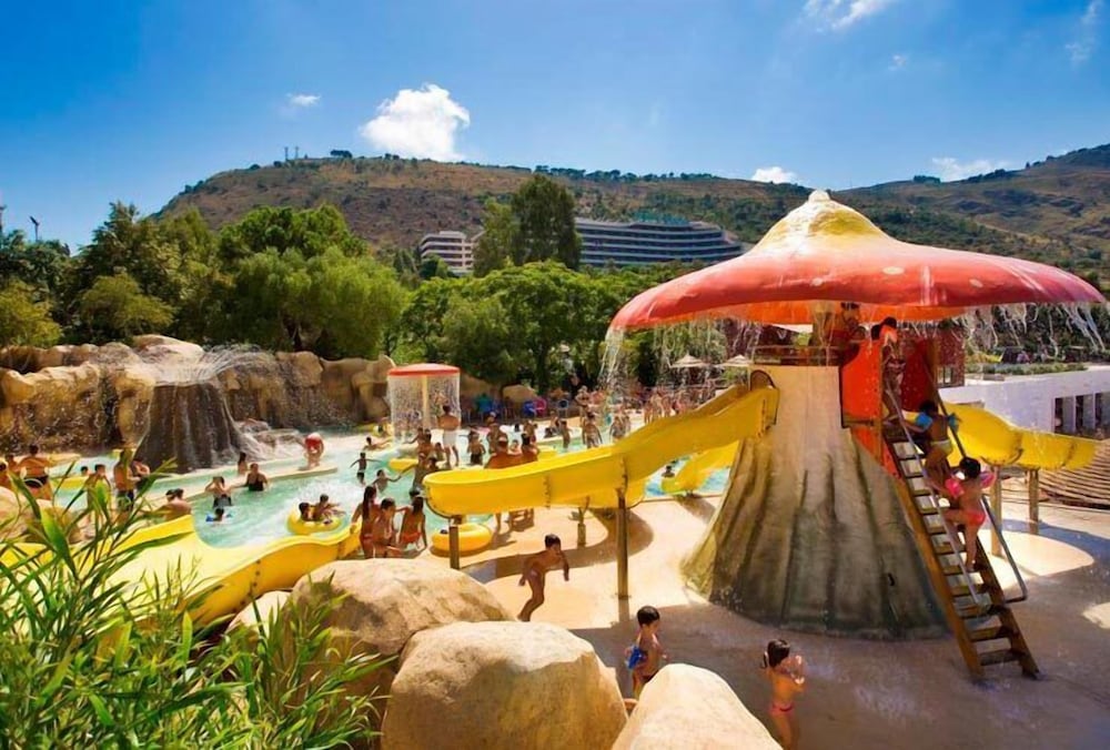Costa Verde — Attractions for children in Cefalù, Sicily
