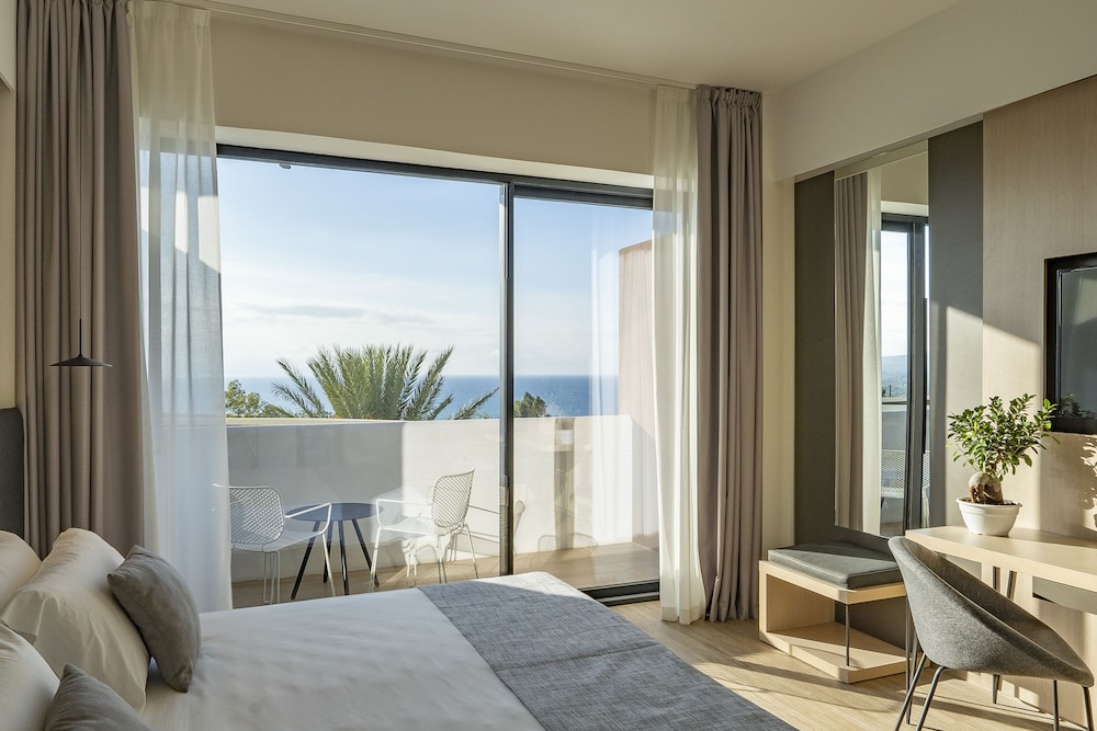 Costa Verde — Hotel rooms in Cefalù, Sicily