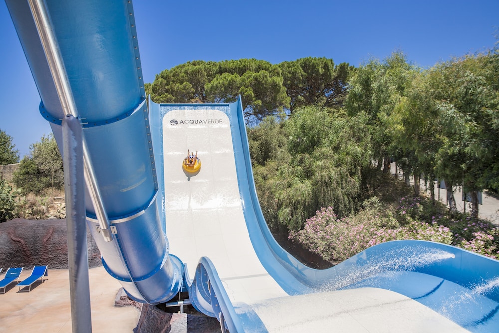 Costa Verde — Swimming pool in Cefalù, Sicily