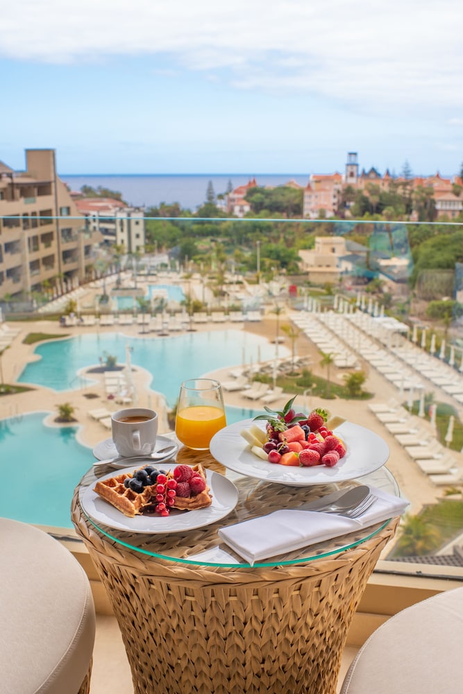 GF Victoria — Swimming pool in Costa Adeje, Canary Islands