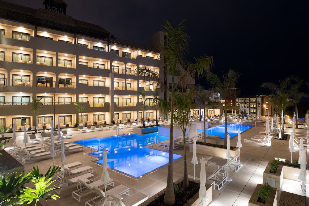 GF Victoria — Swimming pool in Costa Adeje, Canary Islands