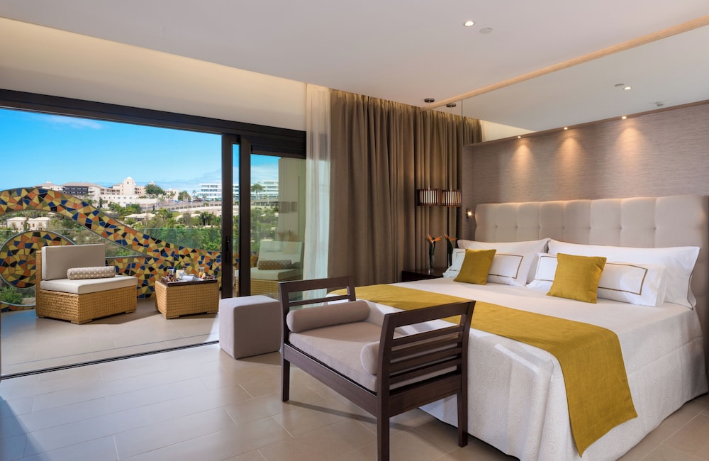 GF Victoria — Hotel rooms in Costa Adeje, Canary Islands