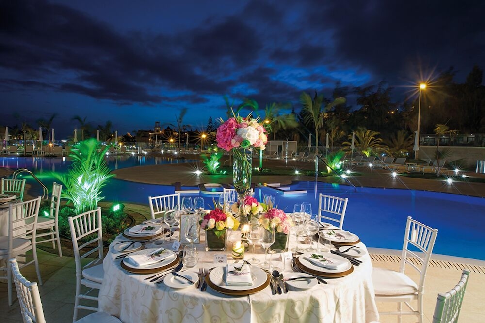 GF Victoria — Restaurant & bars in Costa Adeje, Canary Islands