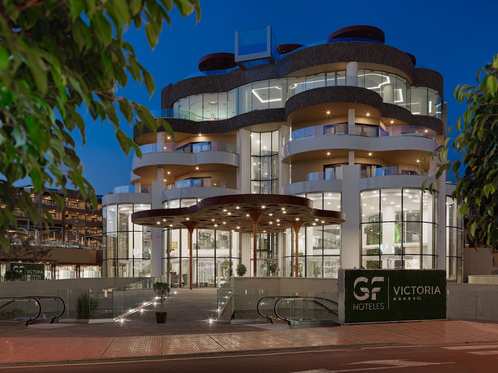 GF Victoria — Hotel building in Costa Adeje, Canary Islands